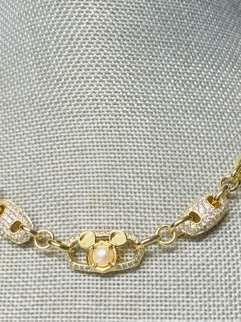 Kendra Scott Mickey Mouse Crystal Chain Thick Gold Link Necklace - Picture 2 of 3